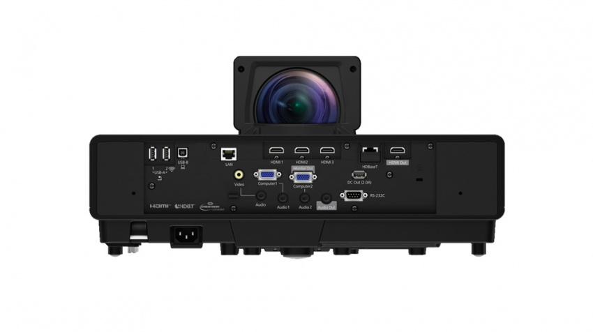 EB-805F - UST Projektor 3LCD